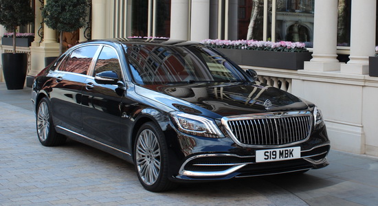 Maybach-Chauffeur-Hire-in-London-UK-3.jpg